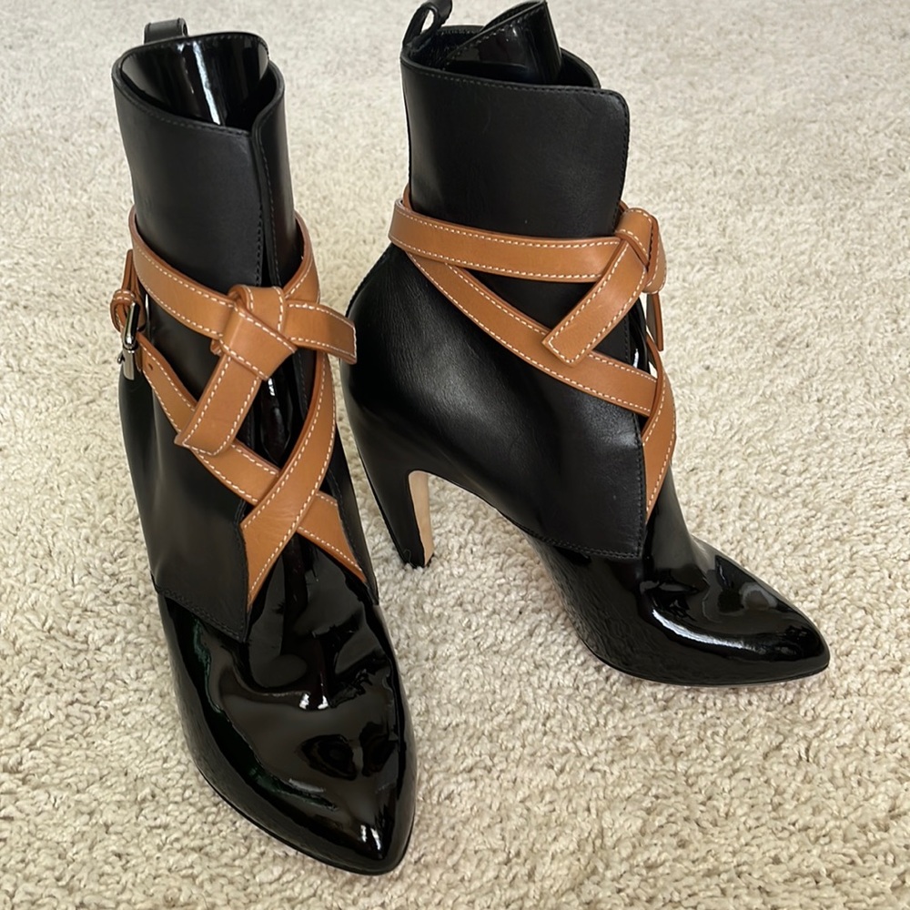 NEW Louis Vuitton Boots